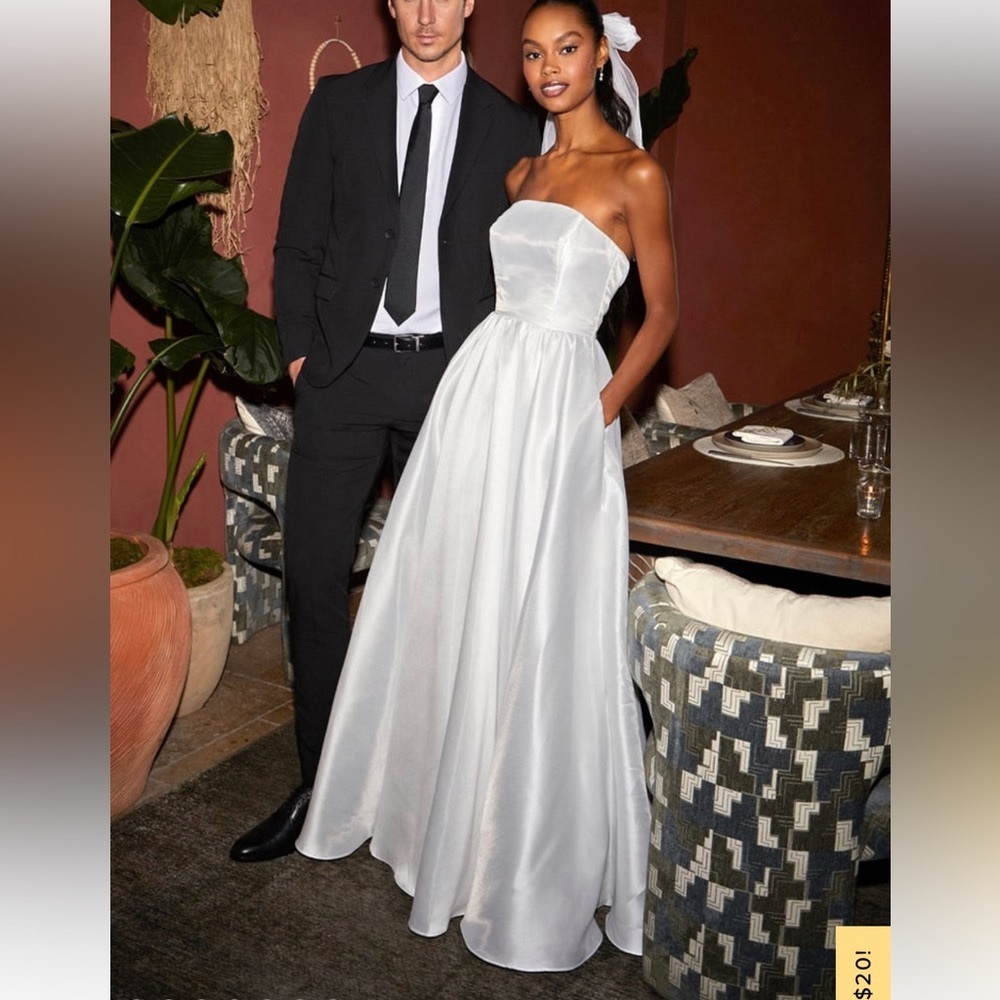 NWT Wedding gown, Revel in the Magic White Strapless Maxi Dress With Pockets